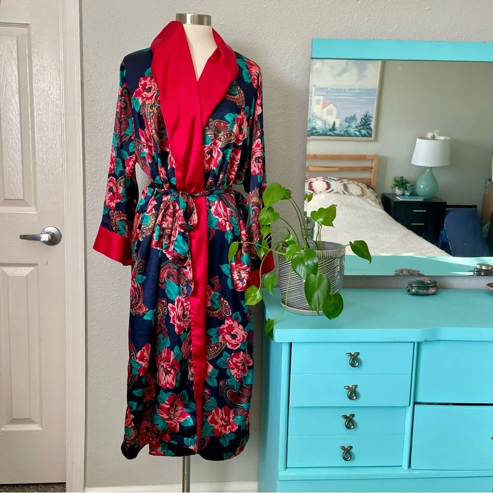 Vintage Gold Label Victoria's Secret Navy Blue & Red Floral Paisley Satin Robe - Picture 1 of 9